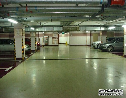 隧道高速路高難度聚脲噴涂施工技術(圖2) 地下停車場防腐防水噴涂
