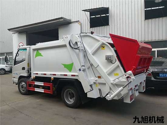 電力廠垃圾處理車耐磨防腐聚脲涂料 聚脲噴涂機(圖1) 電力廠垃圾處理車耐磨防腐聚脲涂料施工案例