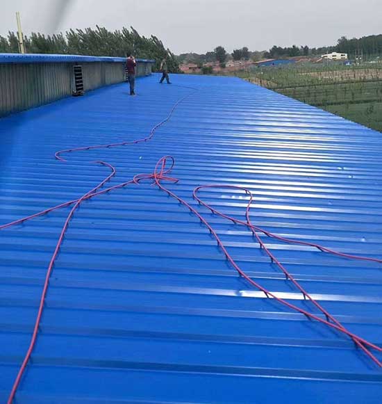 聚脲防水涂料 噴涂型(圖2) 彩鋼房頂聚脲防水涂料施工案例