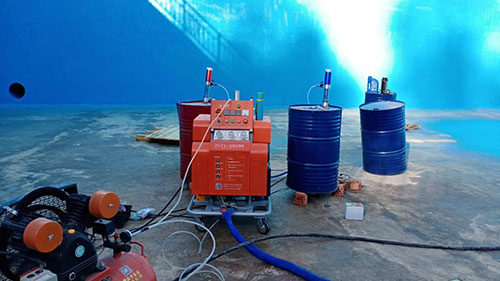 油漆噴涂機(jī)能噴聚脲嗎(圖1) H5600聚脲噴涂機(jī)施工案例