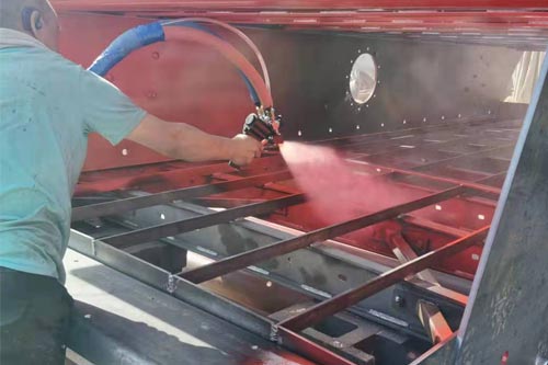 機械設備耐磨噴涂聚脲