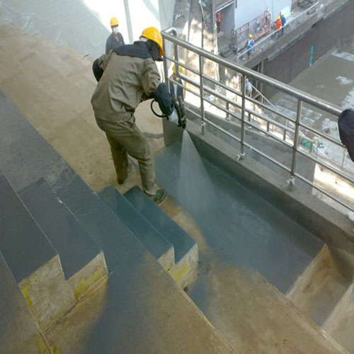 體育看臺(tái)防水聚脲施工噴涂設(shè)備(圖2) 體育看臺(tái)防水聚脲施工噴涂案例